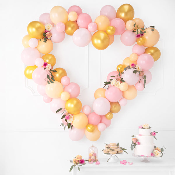 Balloon garland with frame, pink