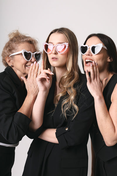 Heart-shaped Glasses with Pearls, pink
