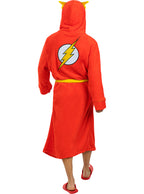 Raudonas „The Flash“ chalatas su gobtuvu ir žaibo logotipu nugaroje.