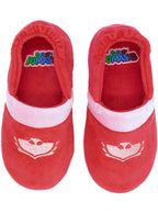 Raudonos „PJ Masks“ šlepetės vaikams su rožine juostele ir herojaus emblema.