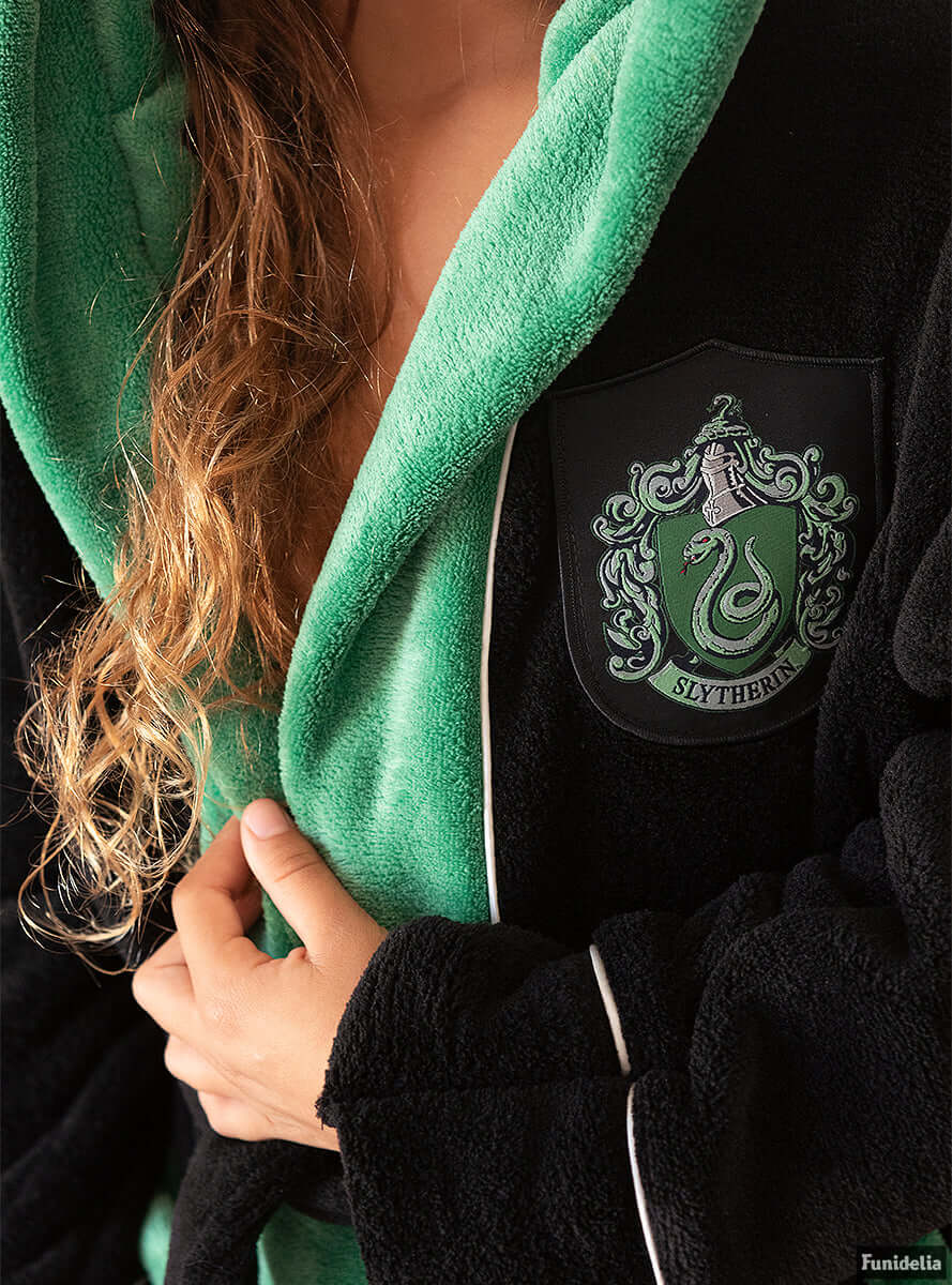 Slytherin chalatas vaikams – oficiali Hario Poterio kolekcijos dalis
