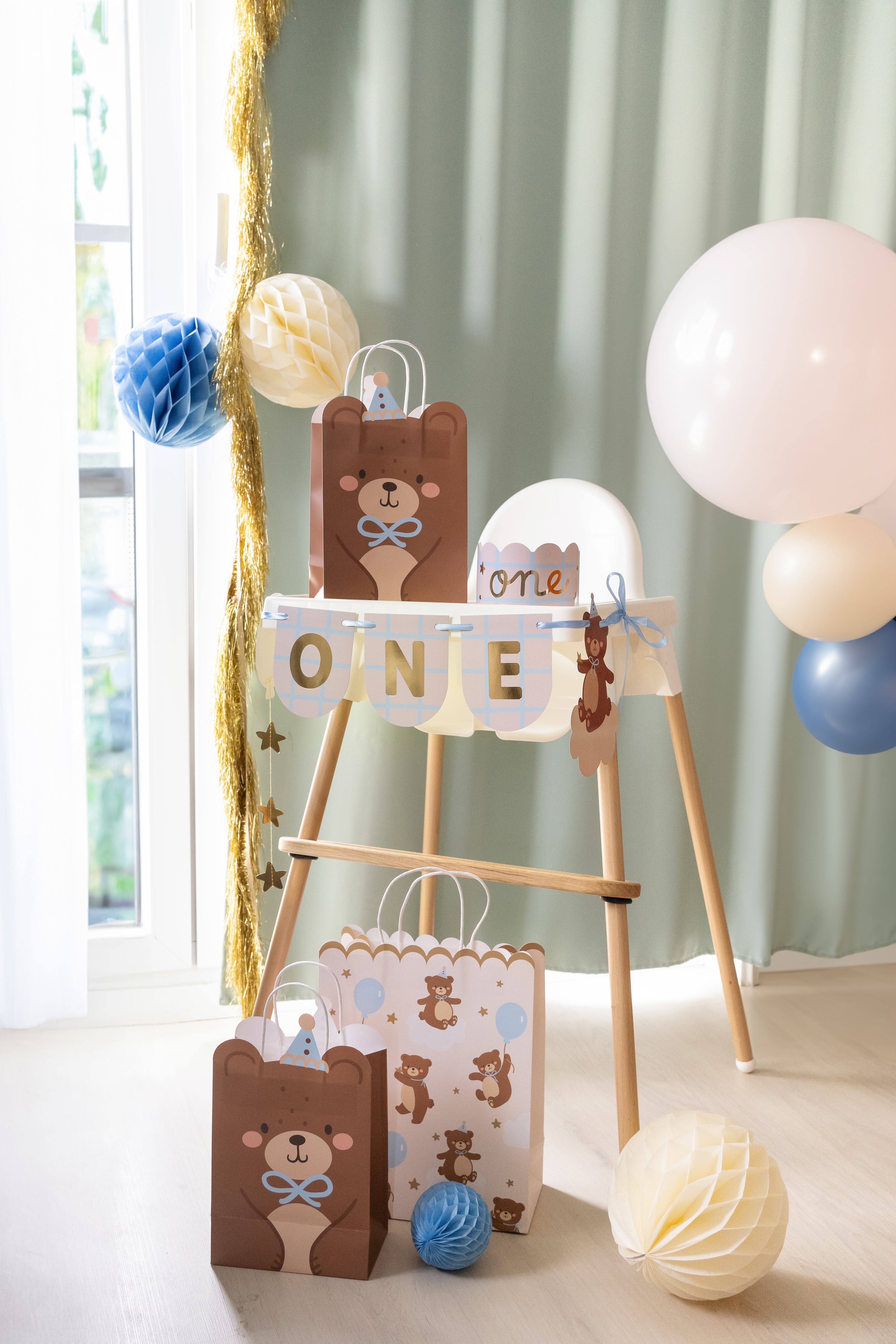 Chair banner and crown Teddy Bear - Teminis.lt