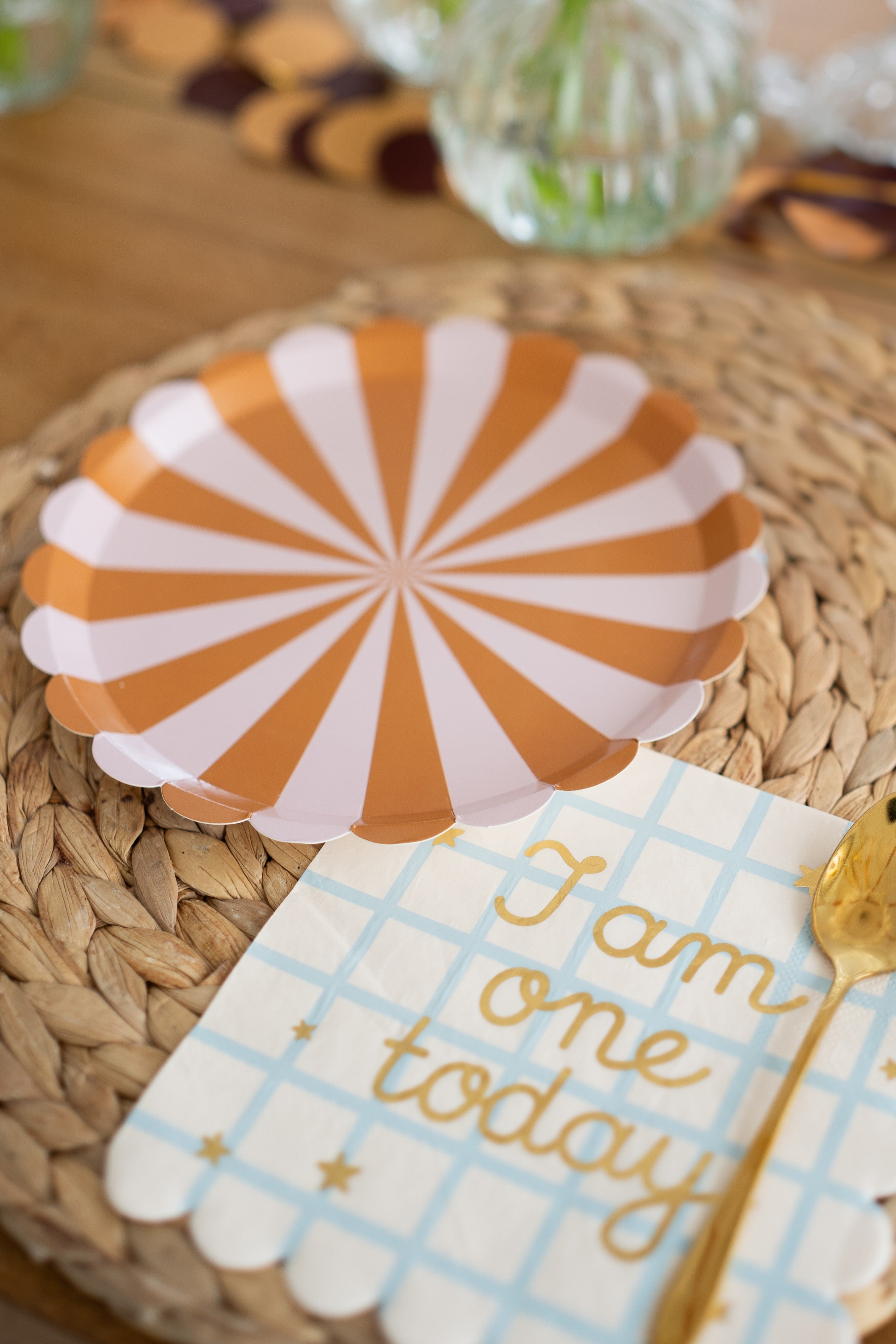 Plates with Stripes - Teminis.lt