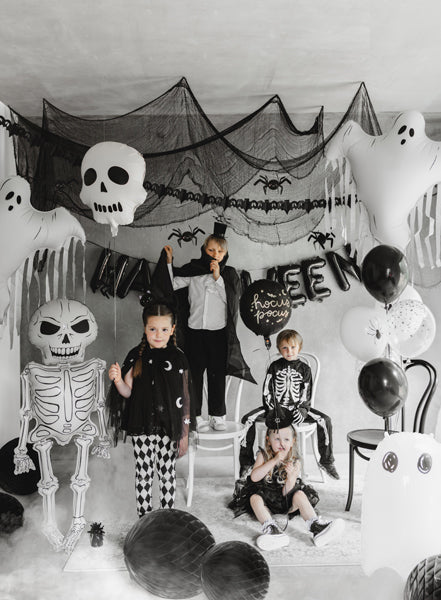Skull-shaped Foil Balloon - Teminis.lt