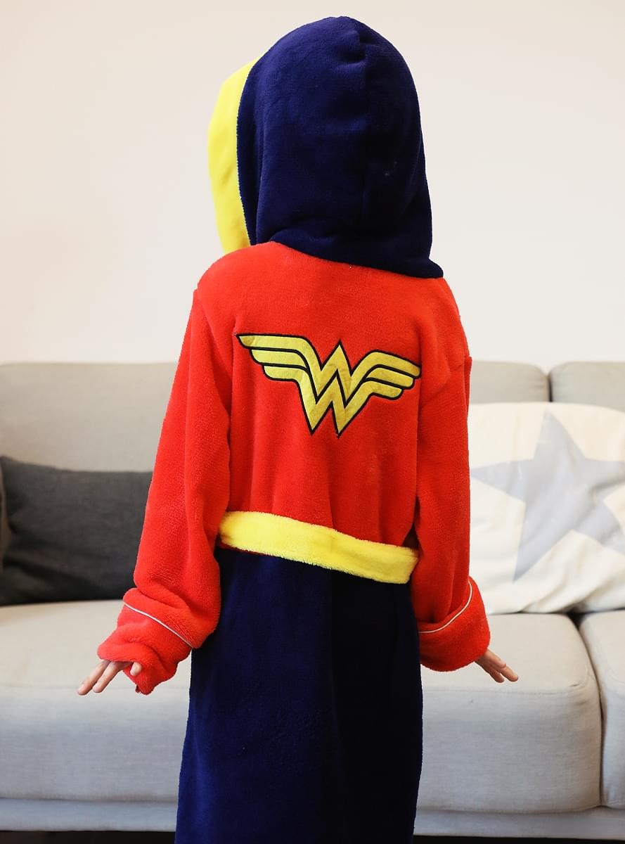 Wonder Woman Bathrobe for Girls – Official Hooded Dressing Gown